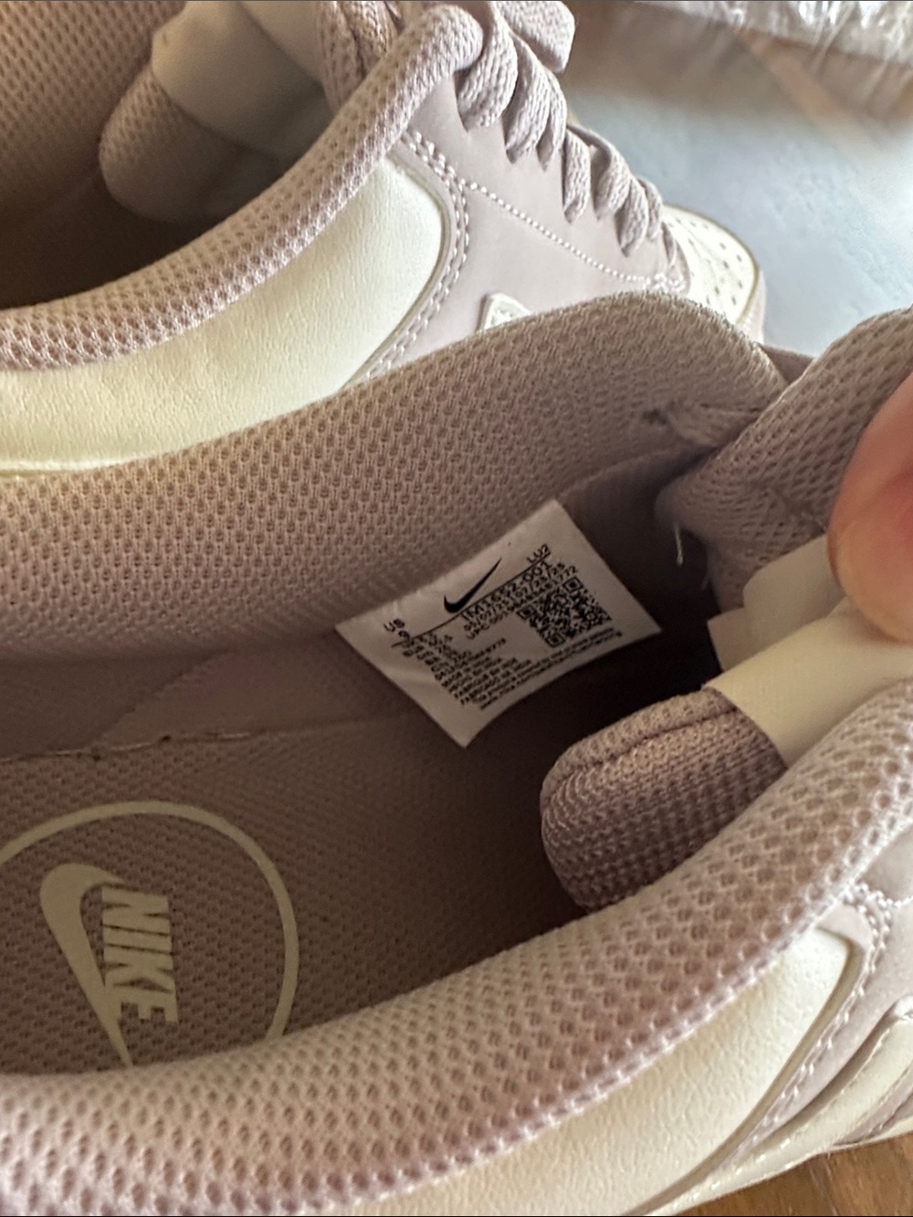 Nike Low-Top Sneakers in Cream & Light Taupe - Picture 7 of 8